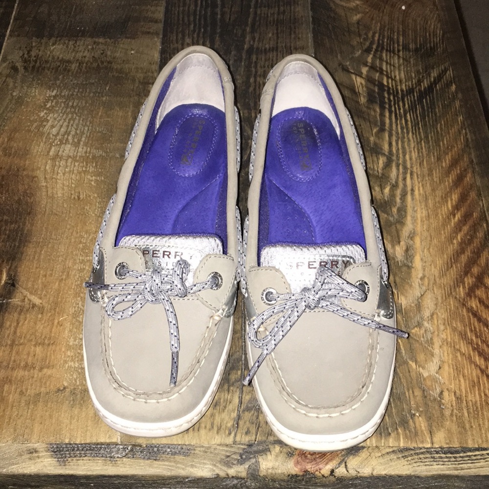Silver/gray sperry top-sliders size 8